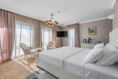 Villa Carolus in Vodice - Five Bedroom Villa ...