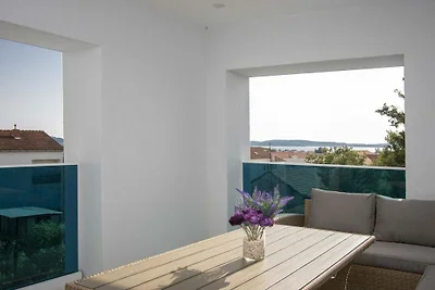 Villa Blue Chill