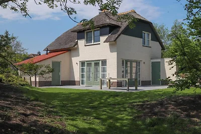 Makkum-Villa mit Whirlpool für 6 Personen