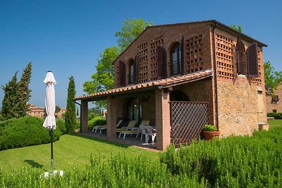 Panoramico villino con terrazza e piscina