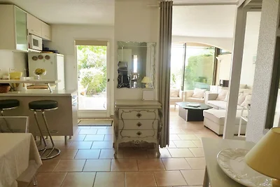 Helle Wohnung am ligurischen Meer