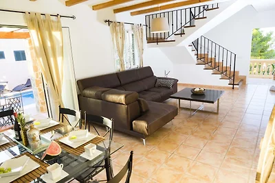 Villa moderna con piscina privata
