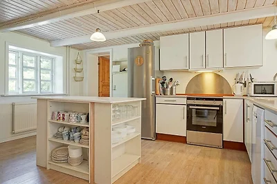 12 Personen Ferienhaus in Aakirkeby