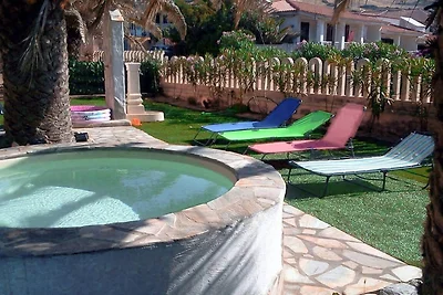 Appartamento vicino al mare, 2 piscine