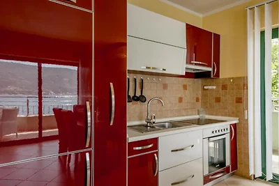 Amor Residence - Two Bedroom Apartment with T...