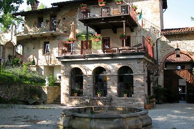 Wunderschönes Herrenhaus in Bastia Mondovì mi...