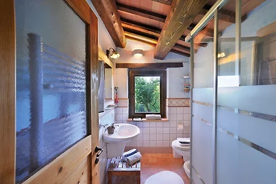 Ferienhaus in Pontano mit Garten