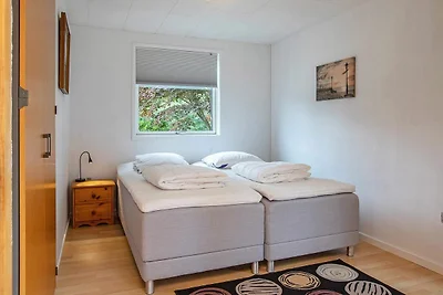 5 persone case ad Væggerløse-By Traum