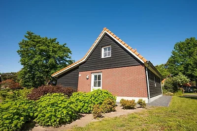 Casa de vacaciones en Lochem con terraza.