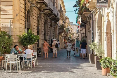 Wohnung in Siracusa mit Balkon