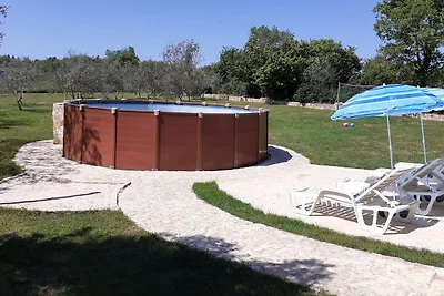 Ferienhaus in Pula mit Swimmingpool