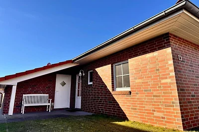 Ferienhaus mit viel Platz in Burhave