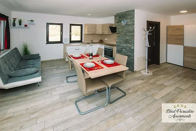 Bled Prestigious and Stylish Apartments - Cla...