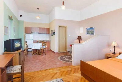 Summerheaven Apartments - Standard Studio Apa...