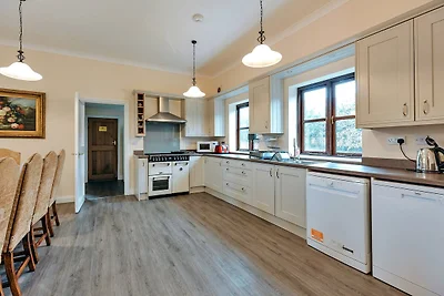 Luxuriöses Ferienhaus mit 6 Schlafzimmern und...