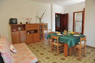 Ferienwohnung mit Pool und Tennisplatz, in de...