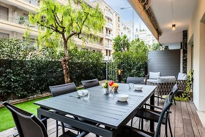 3-Zimmer-Wohnung im Stadtzentrum mit Garten, ...