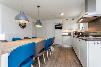 Villa moderna con grande cucina a Limburg