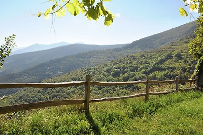 Stenen huis met uitzicht op de Canigou!