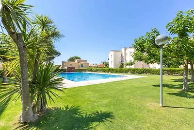 Apartment with shared pool and garden