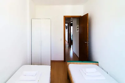 Wohnung in Roses in der Nähe des Sandstrandes