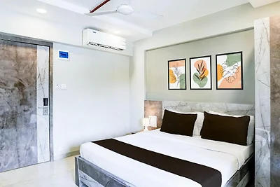 Super Townhouse Oak Vashi