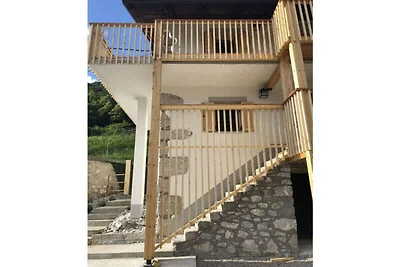 PLAVICA with cozy terrace 1000m from the bath...