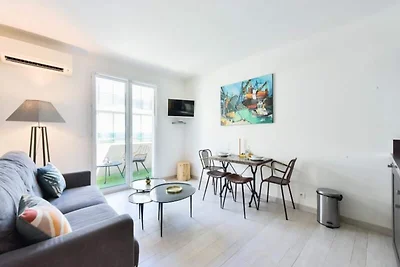 2-Zimmer-Apartment im Herzen von Cannes, 100...
