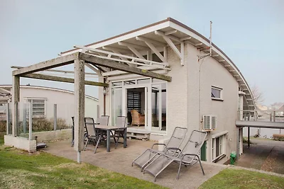 Panorama-Villa mit Sauna und Seeblick