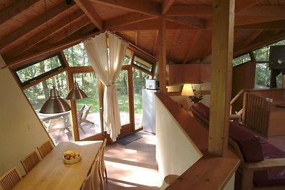 Ökologisches Ferienhaus mit Holzofen, in eine...