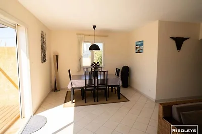 Villa in Vias mit Pool und Garten