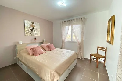 Komfortables Ferienhaus nahe Küste im...