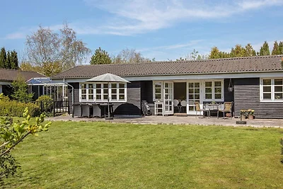 8 Personen Ferienhaus in Væggerløse