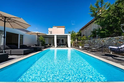 Villa in Pakostane mit privatem Pool