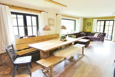 Chalet vicino allo skilift e al bikepark a...