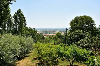 Villa d'epoca con giardino in Piemonte