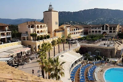 Wohnung in Agay mit Meerblick & Pools