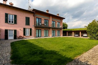 Gemütliche Wohnung in Iseo mit Pool