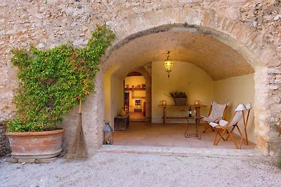 Gemütliches Ferienhaus in Poreta, Italien mit...