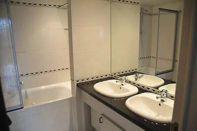 Gepflegte Wohnung mit Kamin in der Nähe von...