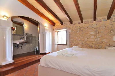 Villa in Muro met zwembad