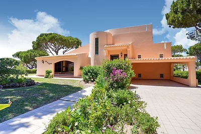 Wunderschöne Villa in Vilamoura mit Grill und...