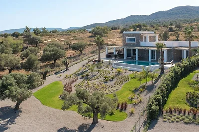 Privé villa-vakantie op Rhodes voor 8