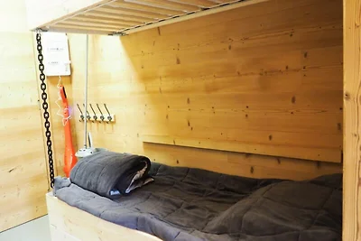 Komplett renoviertes Studio · Direkter Zugang...