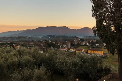 Zeitlose Eleganz Villa in der Nähe von Lucca