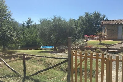 Ferienhaus in Pescia mit Schwimmbecken