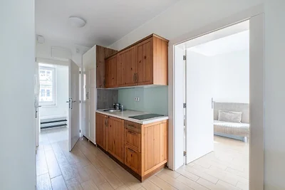 Schöne und geräumige Wohnung mit Balkon