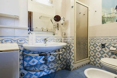 Grimaldi 8 Apartment