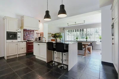 Bauernhaus in Eindhout mit Pool