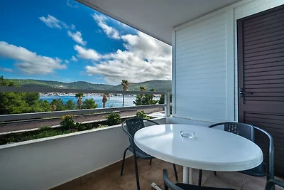 Hotel Issa - Quadruple Room Sea View